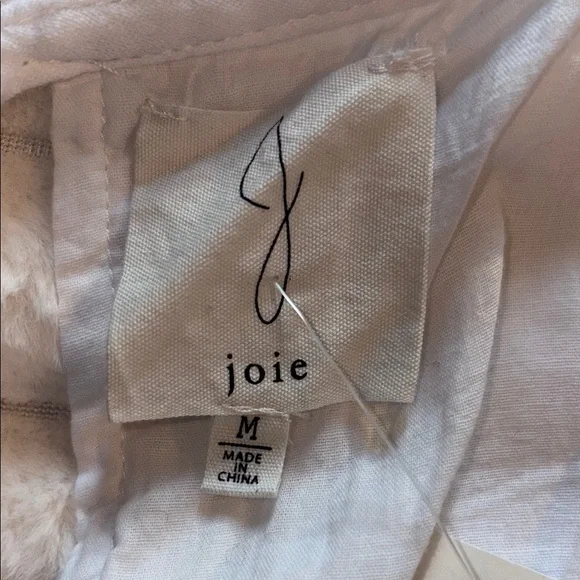 Fun White Sleeveless Dress - Picture 3 of 4